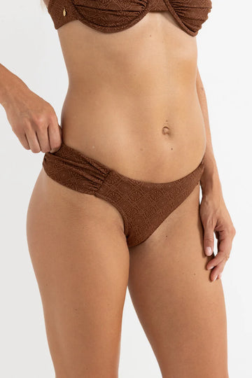 Rhythm - Sunset Soft Side Holiday Pant in Chocolate