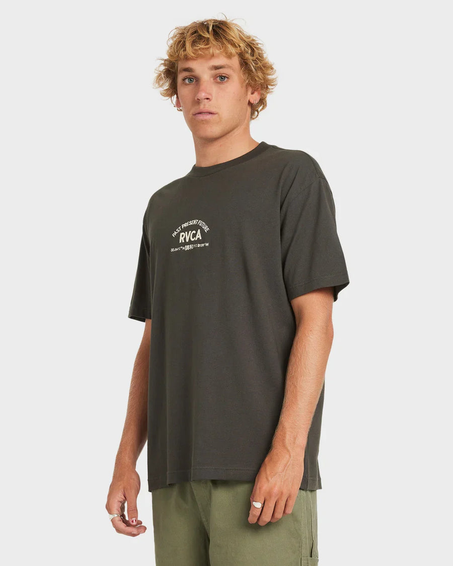 RVCA - Textfull SS T-Shirt in Pirate Black