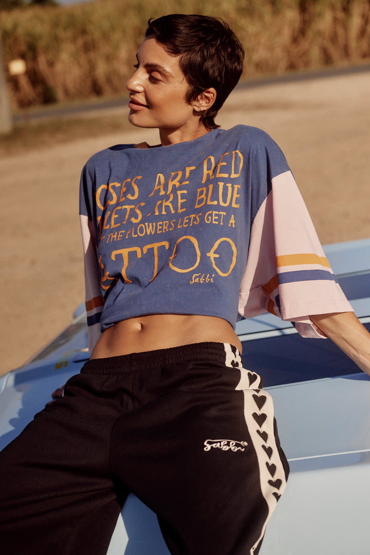 Sabbi - The Tattoo & Roses Tee in Blue