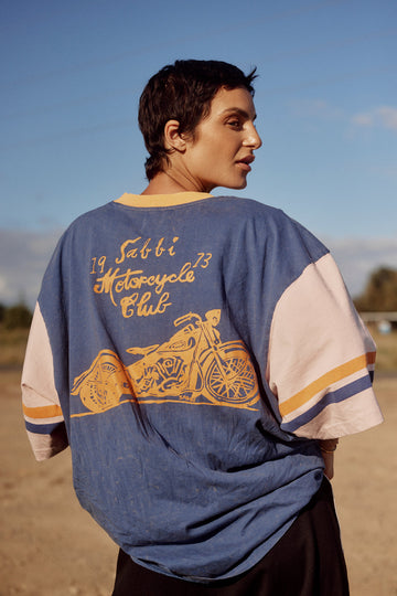 Sabbi - The Tattoo & Roses Tee in Blue