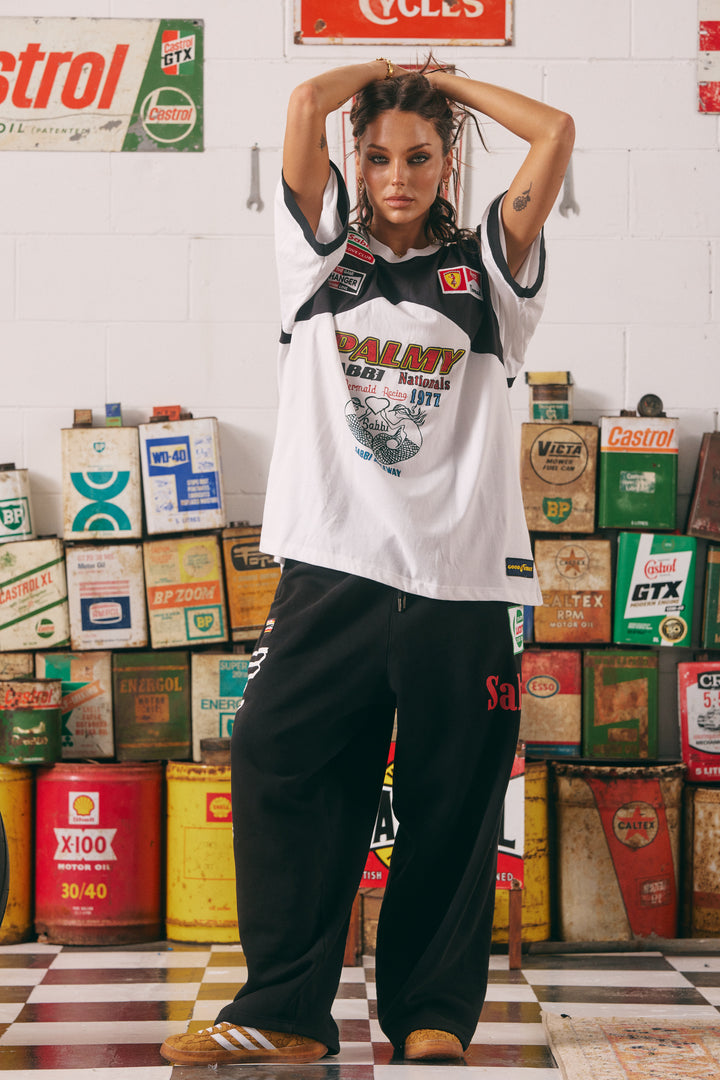 Sabbi - The Very Oversized Mermaid Racing Tee in Black