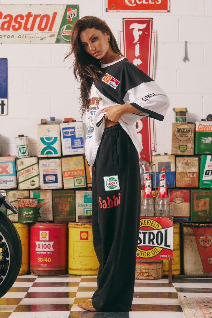 Sabbi - The Very Oversized Mermaid Racing Tee in Black