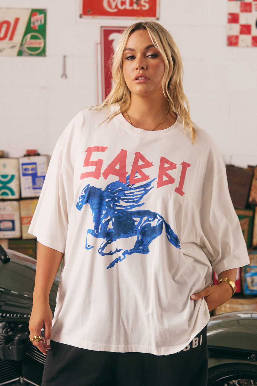 Sabbi - The Very Oversized Rhinestone Tee in Marshmallow