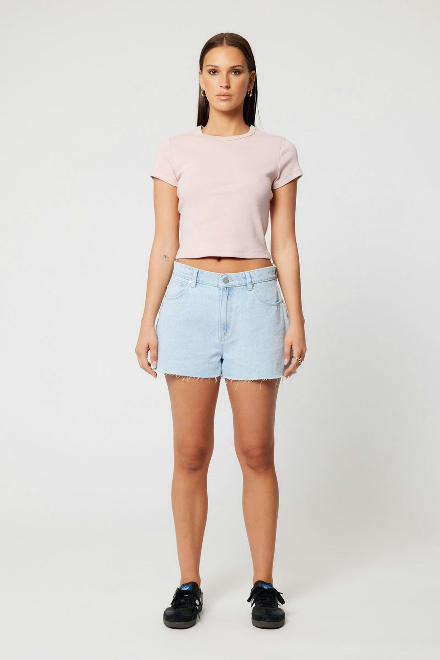 Abrand - 95 Baggy Short Kate in Light Viintage Denim
