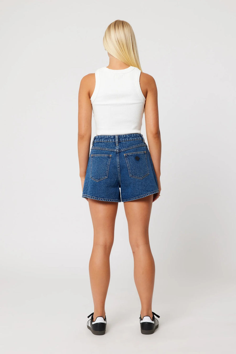 Abrand - Venice Short Bella in Mid Blue