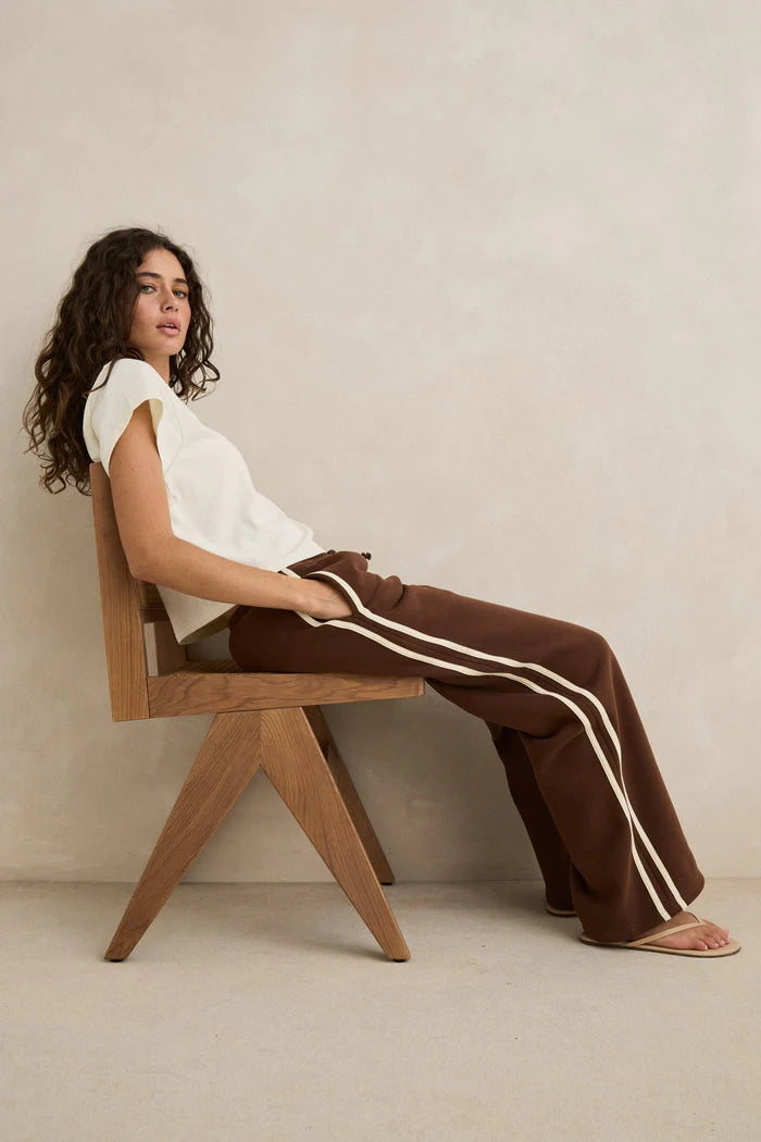 Rhythm - Contrast Trackpant in Brown