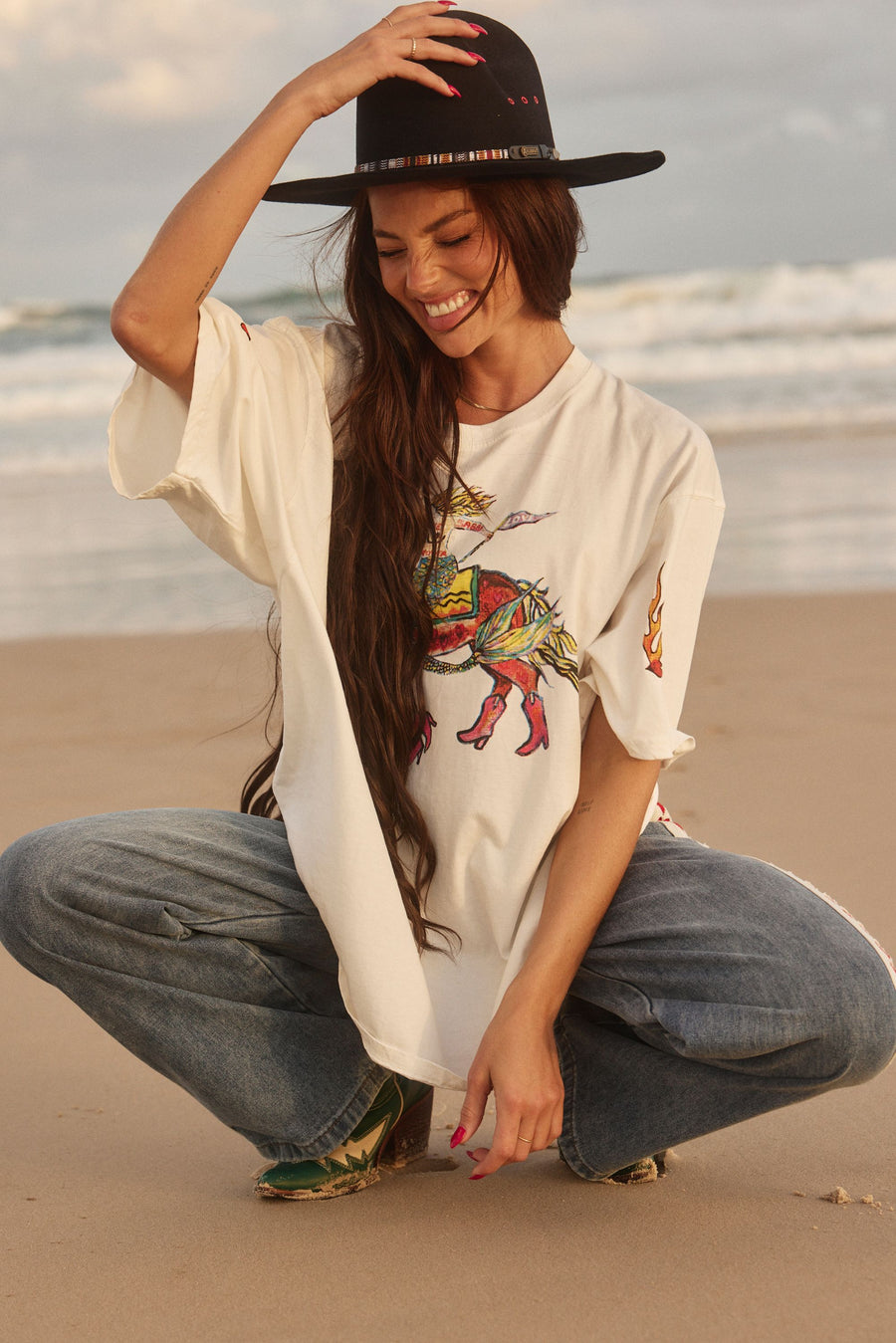 Sabbi - The Very Oversized: Words Have Power Tee in Marshmallow
