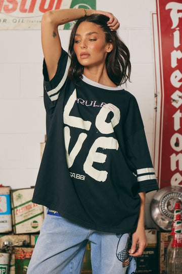 Sabbi - The Very Oversized Love Revolution in Black
