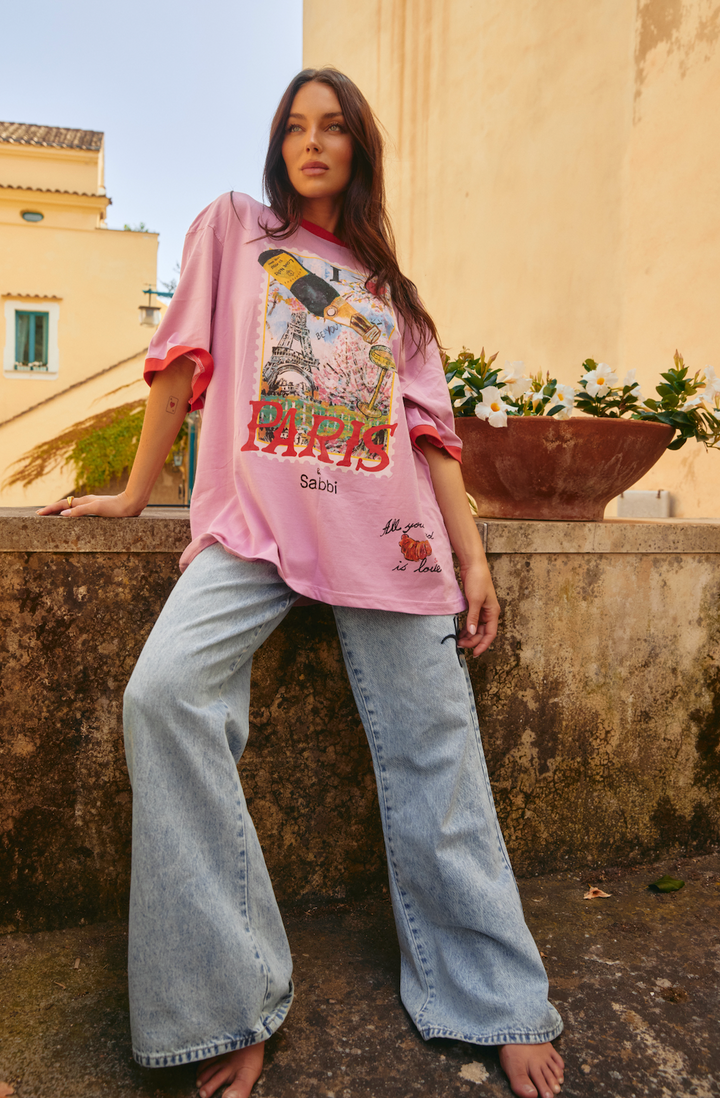 SABBI - The Very Oversided: The Paris Love Notes Tee in Pink