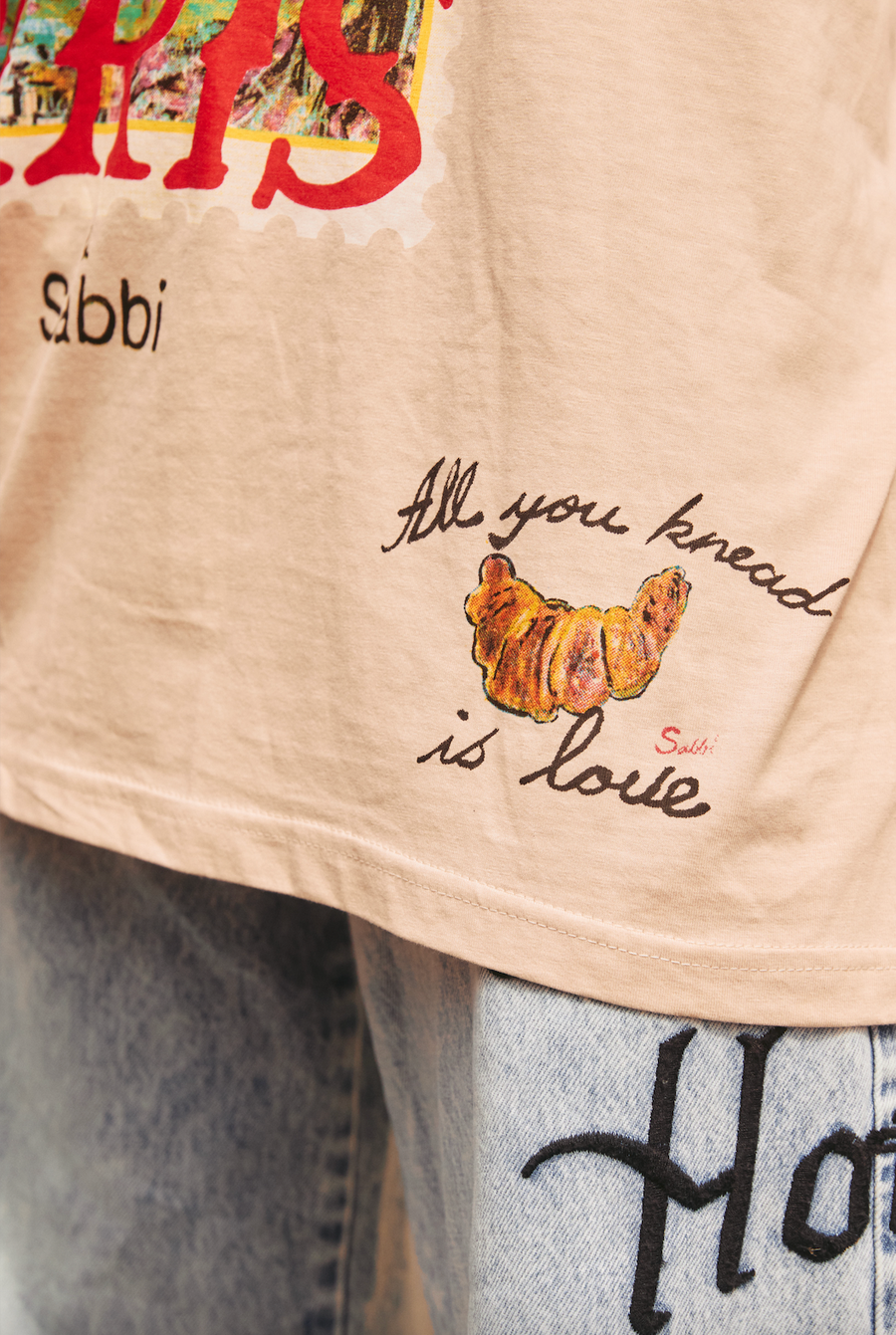 SABBI - The Very Oversided: The Paris Love Notes Tee in Sand