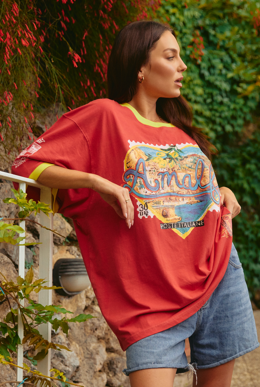 SABBI - The Very Oversided: The Amalfi Love Notes Tee in Red