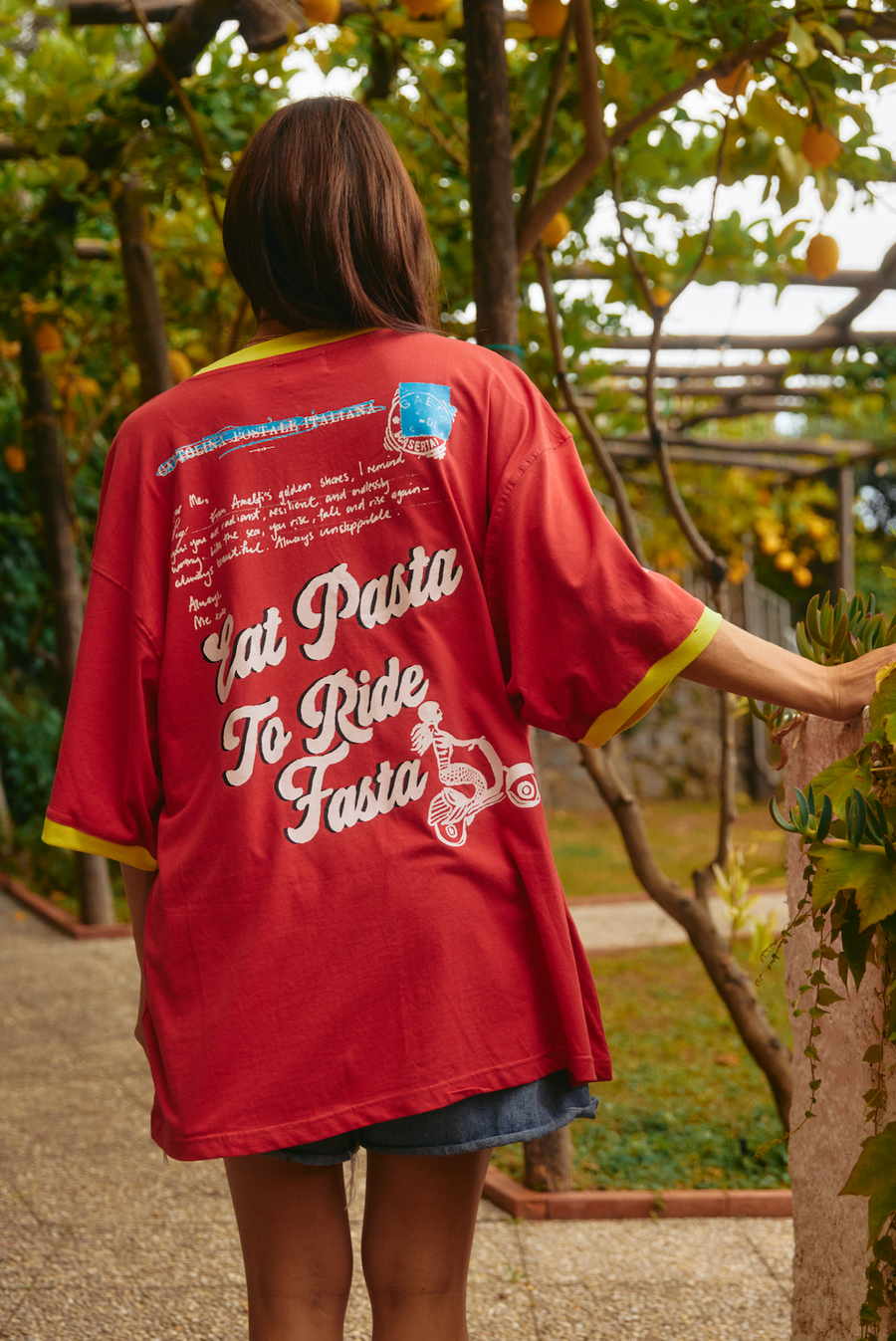 SABBI - The Very Oversided: The Amalfi Love Notes Tee in Red