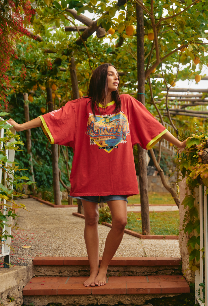 SABBI - The Very Oversided: The Amalfi Love Notes Tee in Red