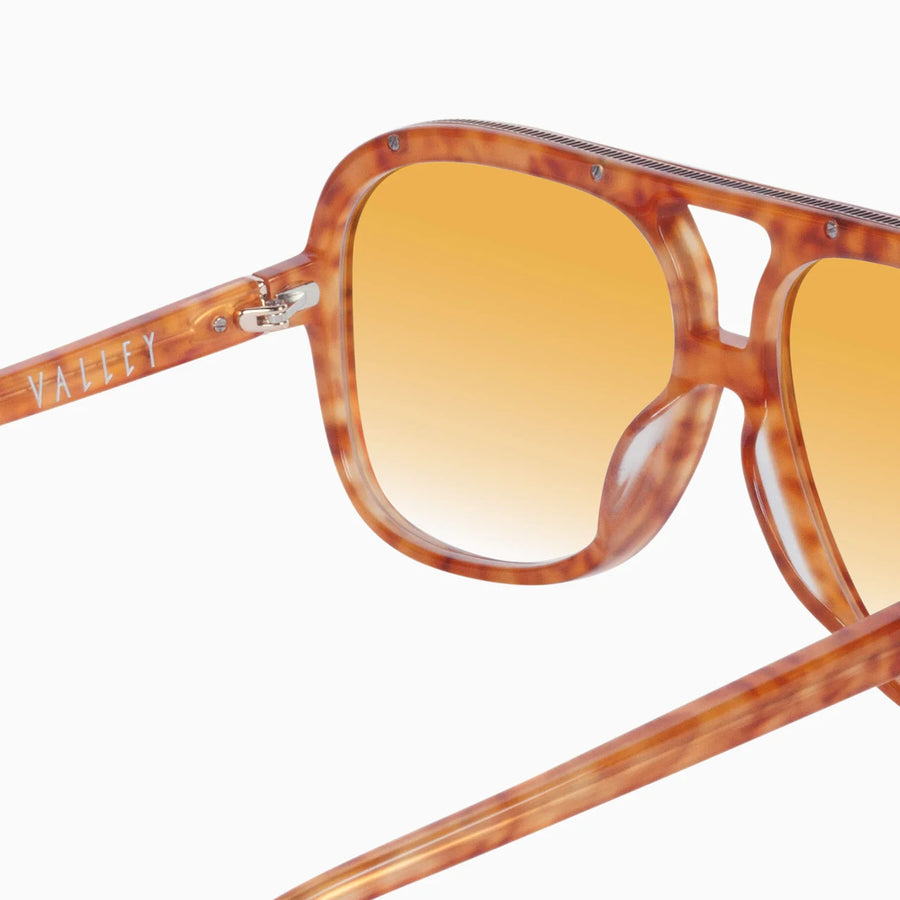 VALLEY EYEWEAR - Bang Bang Tiger Tort w. Gold Metal/Orange Gradient Lens