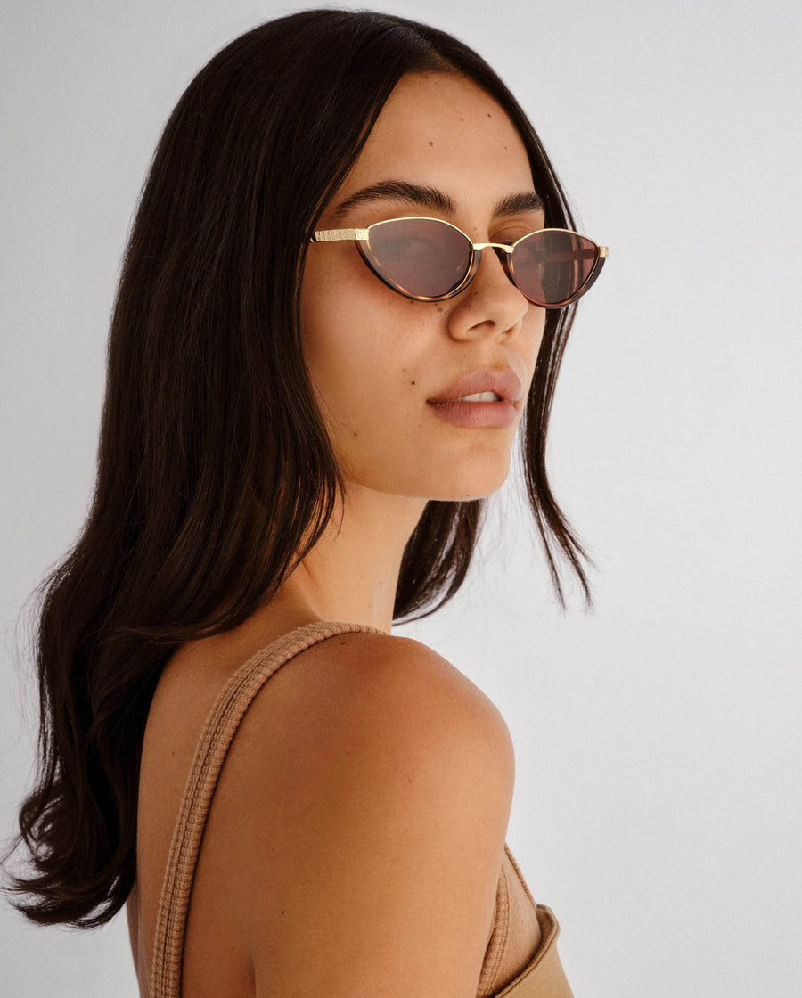 Luv Lou - The Lia in Gold