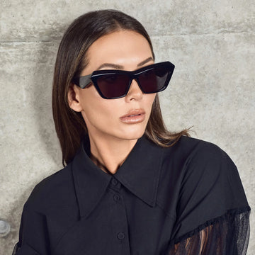 VALLEY EYEWEAR - Piaf Gloss Black w. Silver Metal/Black Lens