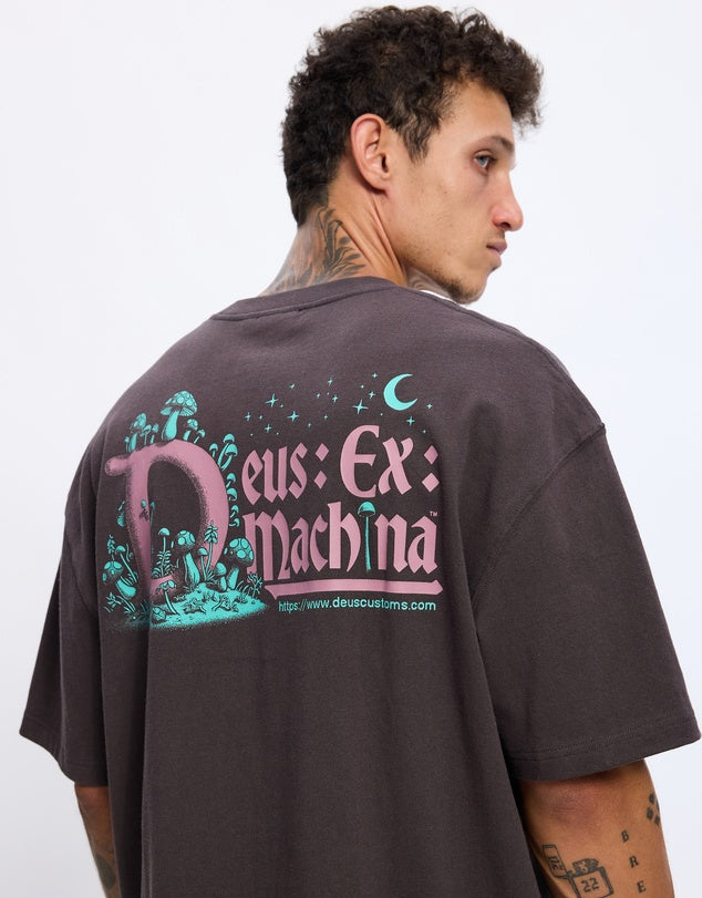 DEUS -  Mycelium Tee in Anthracite