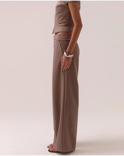 Sovere - Kennedy Pants in Taupe