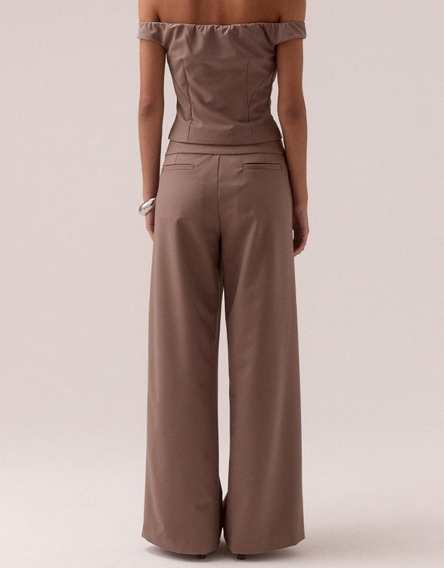 Sovere - Kennedy Pants in Taupe