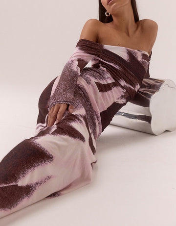 Sovere - Afterlight Off Shoulder Dress in Raisin