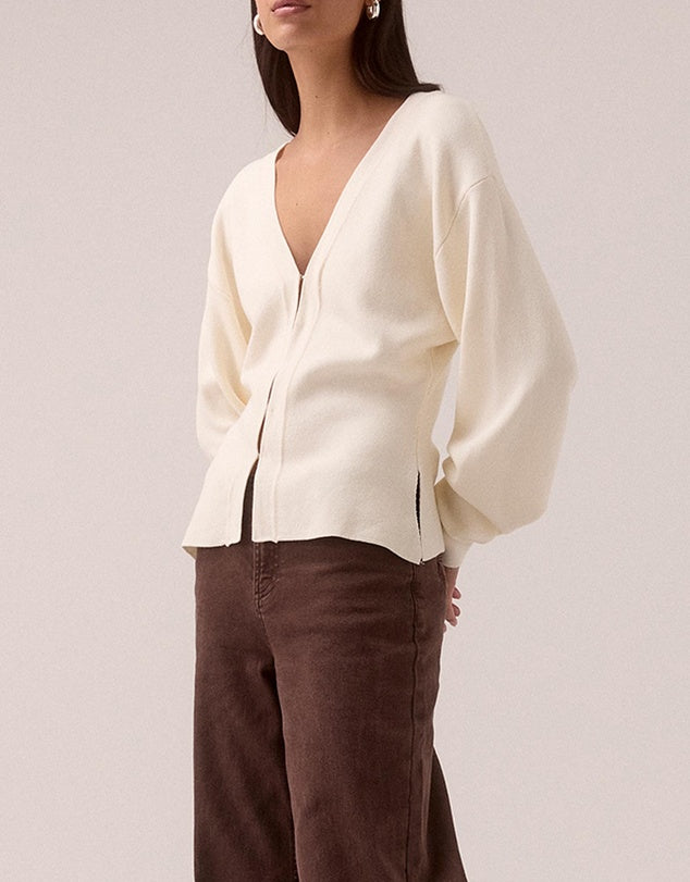 Sovere - Sentiment Knit Cardi in Chalk