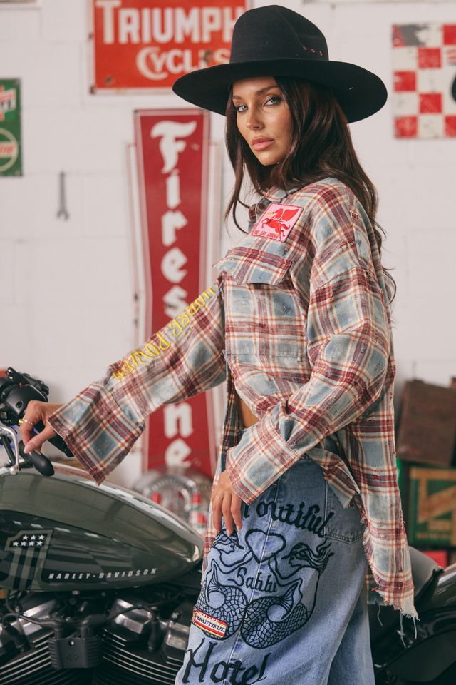 Sabbi - The Horse Power Distressed Flannel Shirt in Burgandy