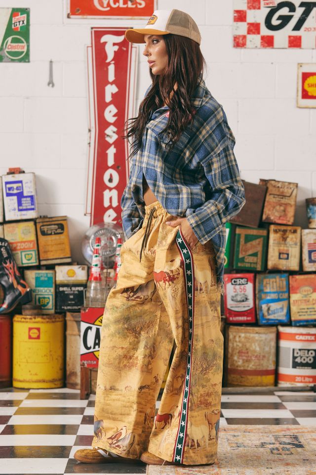 Sabbi - The Horse Power Flannel Shirt in Blue