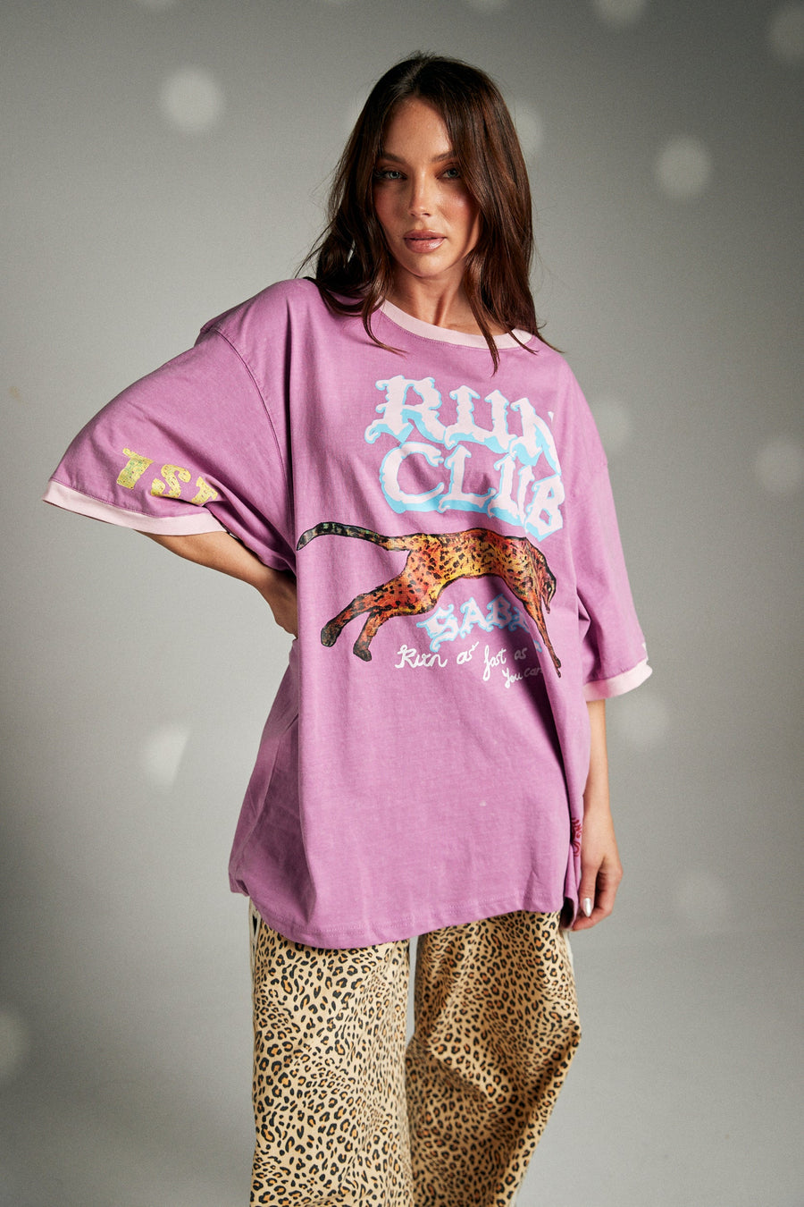 SABBI - Run Club Tee in Pink