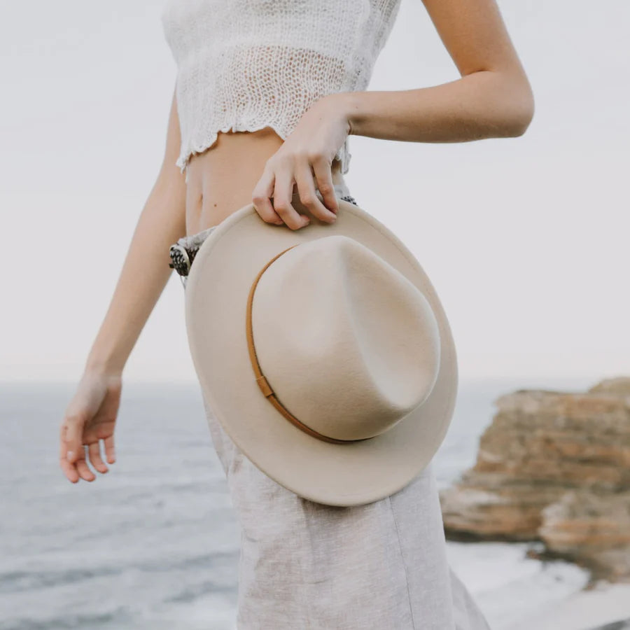 Will + Bear - William in Cream