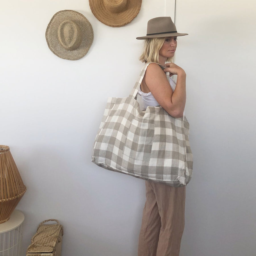 Onefinesunday Co - The Weekender Linen Tote in Florence